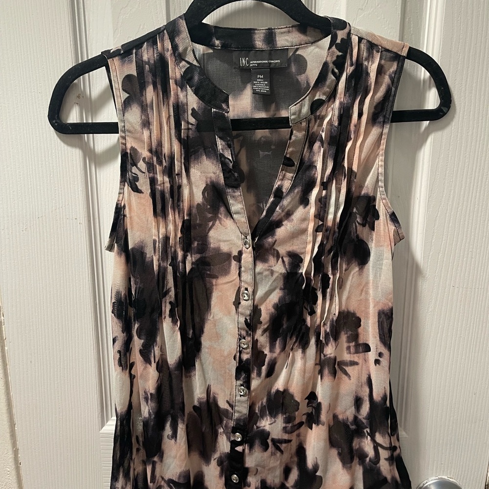 Women's Sleeveless Floral Top - Black and Cream